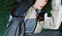 杨超越白敬亭吃瓜爆料,娱乐圈幕后故事大揭秘